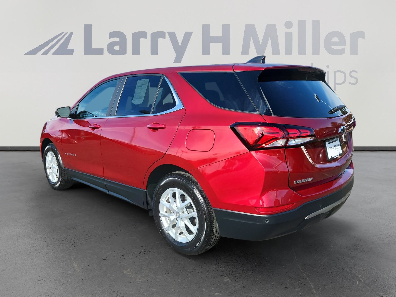 2023 Chevrolet Equinox photo 3