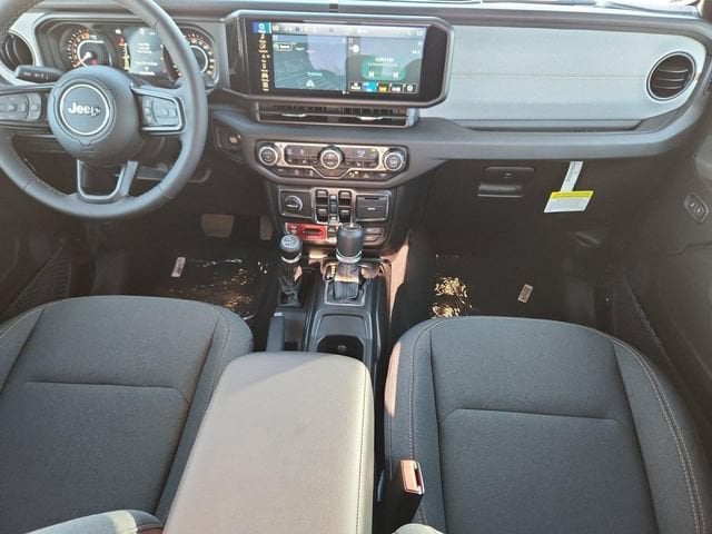 2025 Jeep Gladiator Willys - Photo 26