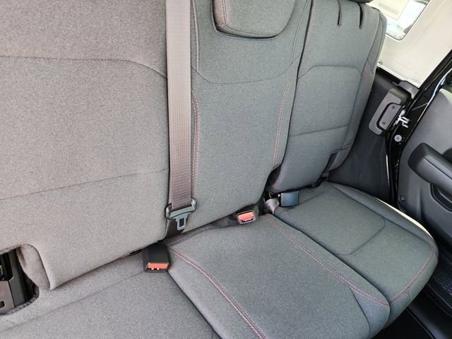 2026 Jeep Wrangler 4-Door Rubicon - Photo 22