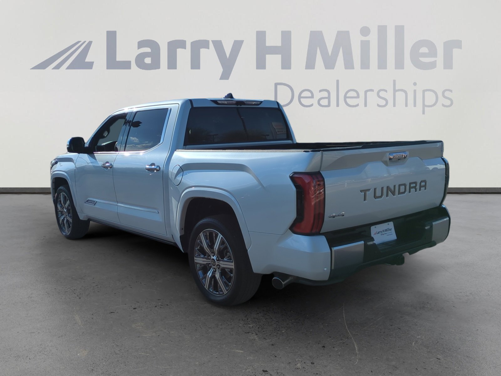 2023 Toyota Tundra CapStone photo 3