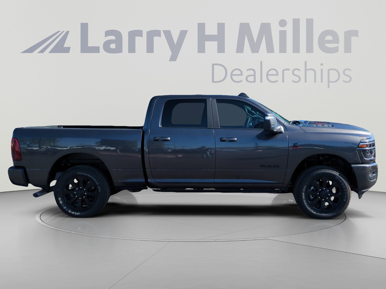 2026 RAM 2500 Laramie - Photo 6