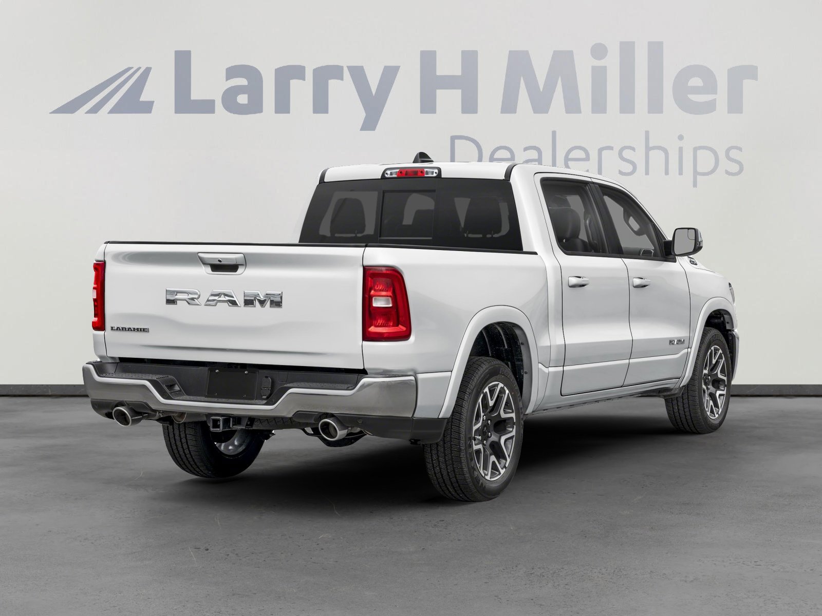 2026 Ram 1500 Laramie photo 2