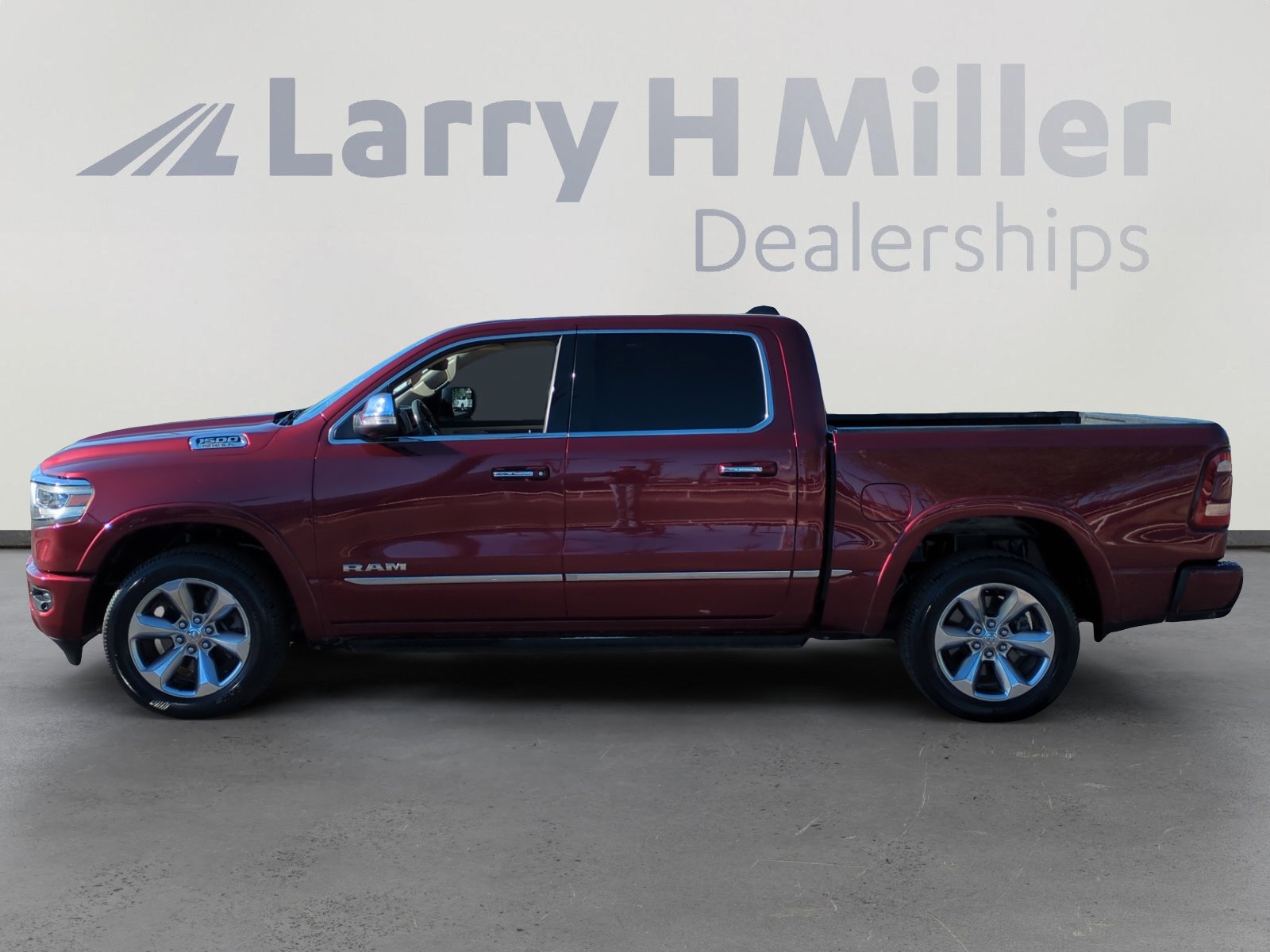 2019 Ram 1500 Limited photo 2