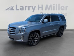 Used 2018 CADILLAC Escalade Premium Luxury SUV for sale in Avondale, AZ