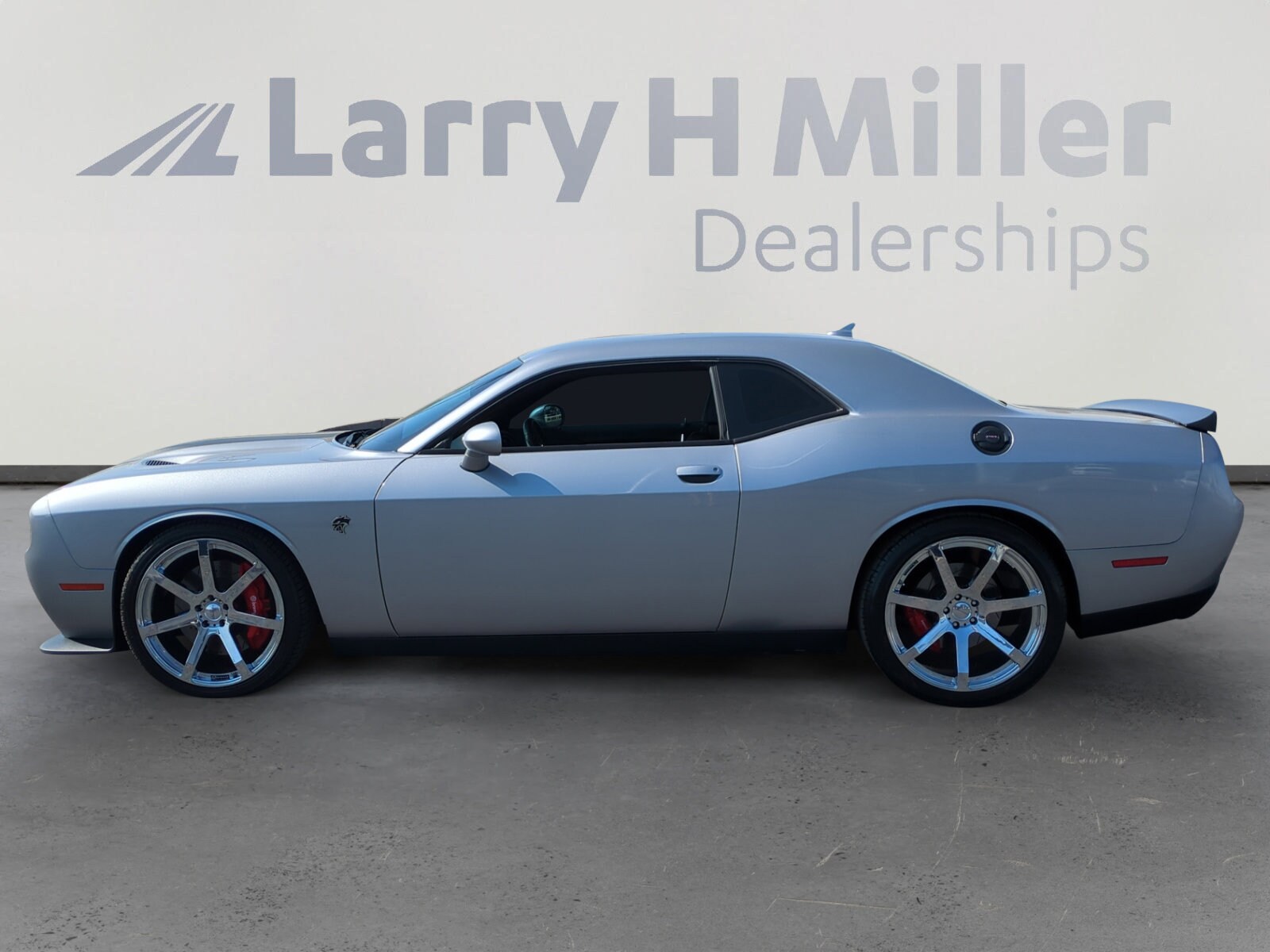 2016 Dodge Challenger SRT8 Hellcat photo 2
