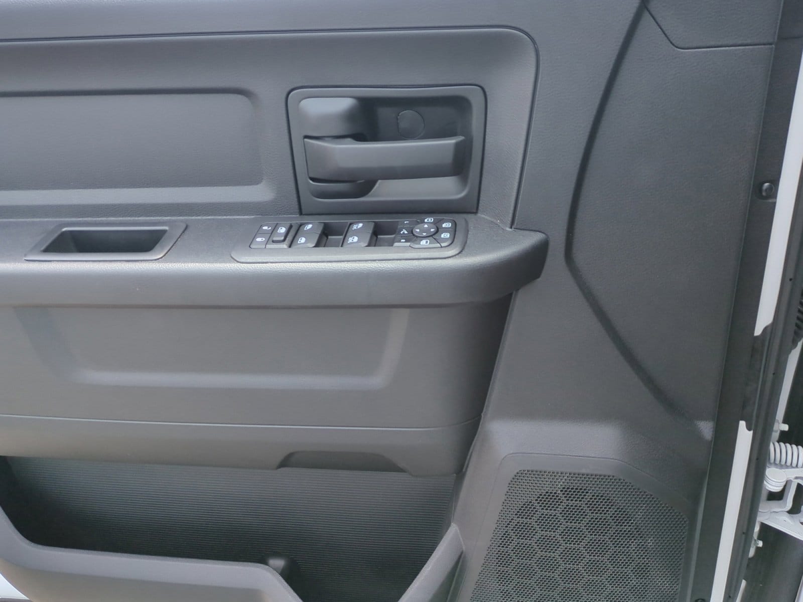 2025 RAM 2500 Tradesman - Photo 14