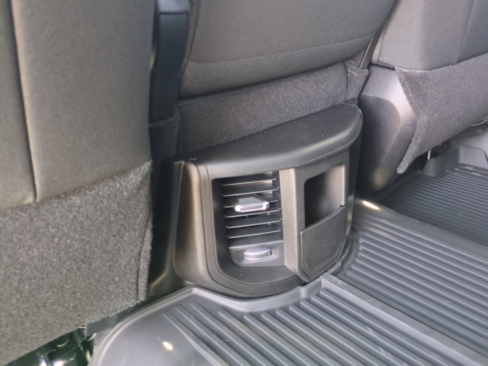 2025 RAM 2500 Tradesman - Photo 33