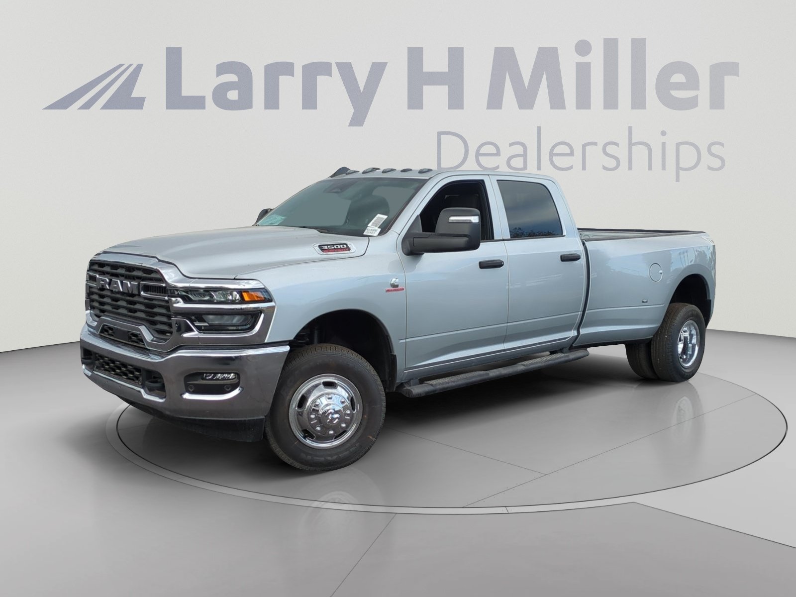New 2026 Ram 3500 TRADESMAN CREW CAB 4X4 8' BOX Pickup Avondale, AZ