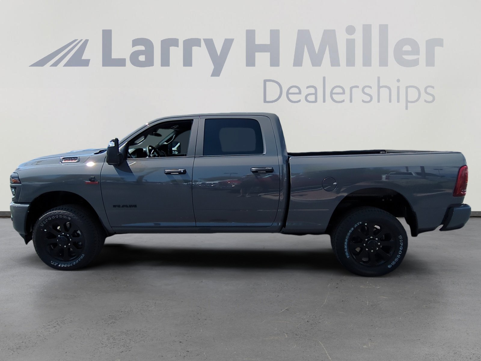 2026 Ram 2500 Big Horn photo 2
