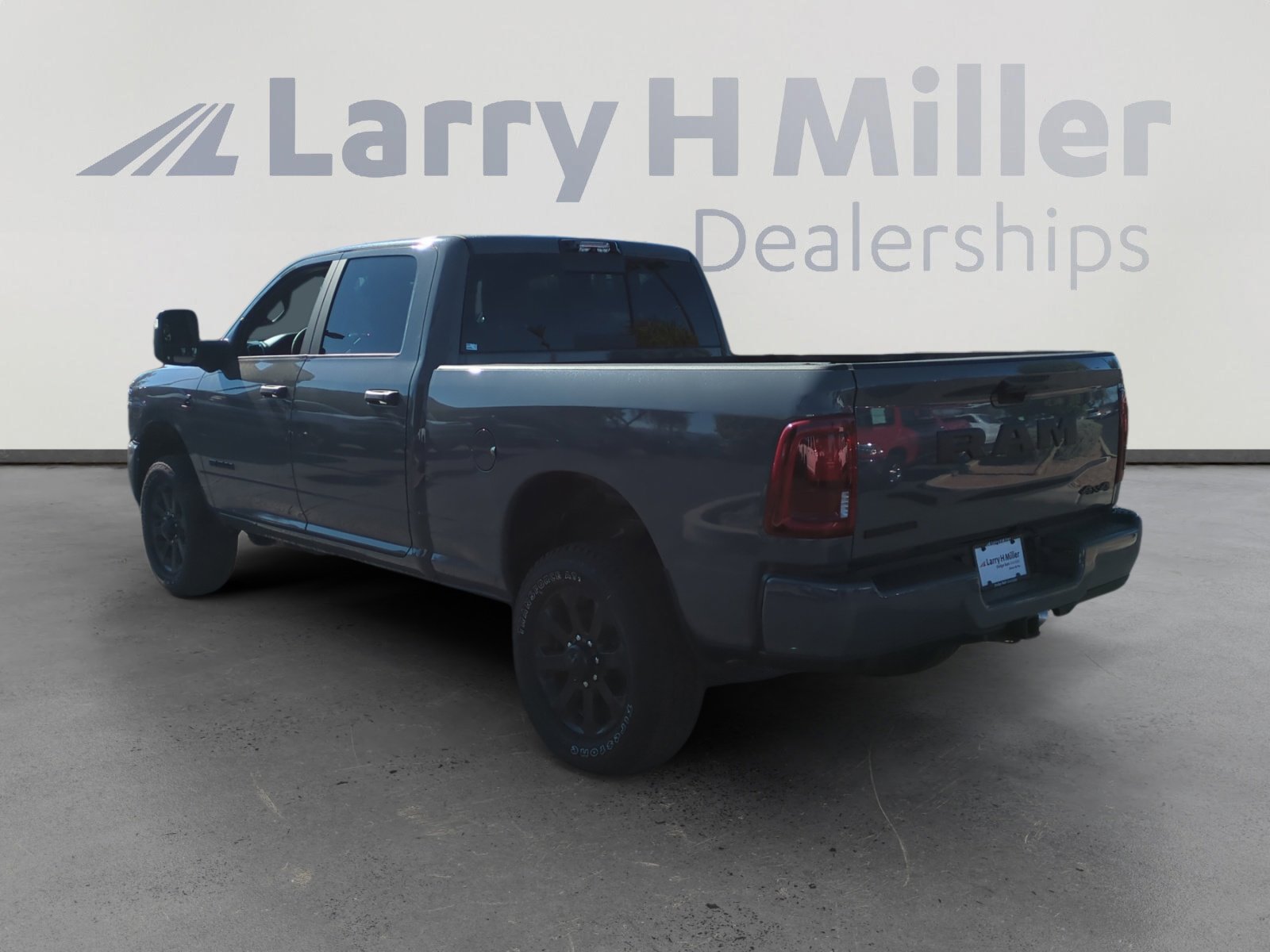 2026 Ram 2500 Big Horn photo 3