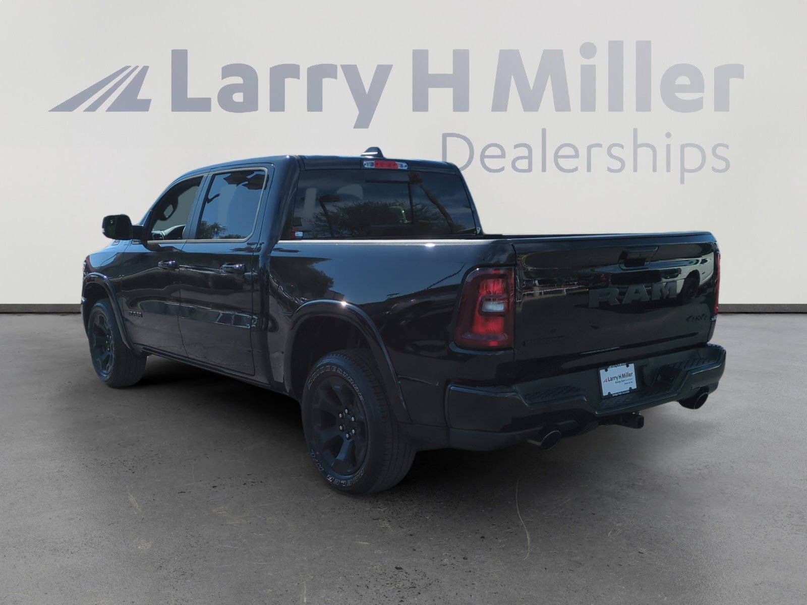 2026 Ram 1500 Big Horn photo 3