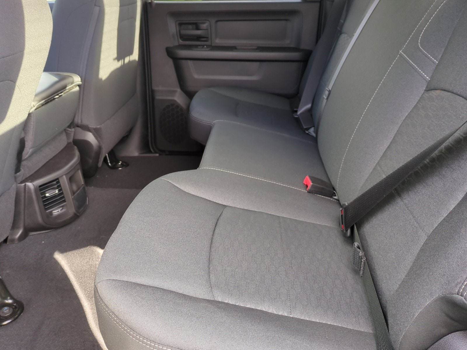 2025 RAM 2500 Tradesman - Photo 18