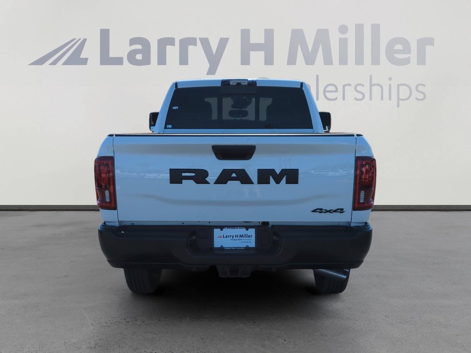 2025 Ram 2500 Tradesman photo 4