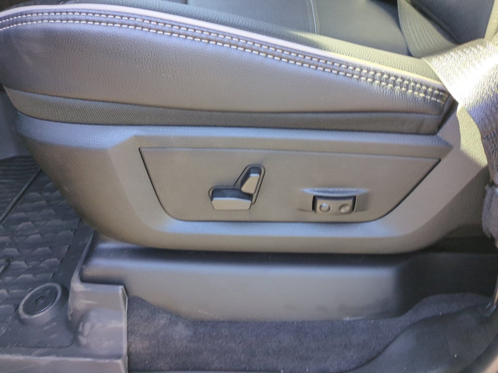 2026 RAM 2500 Laramie - Photo 15