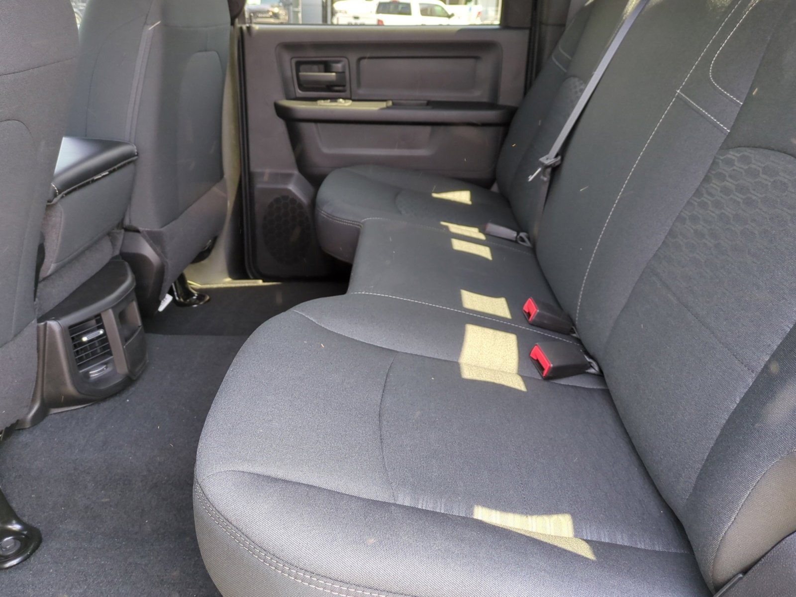 2025 RAM 2500 Tradesman - Photo 18