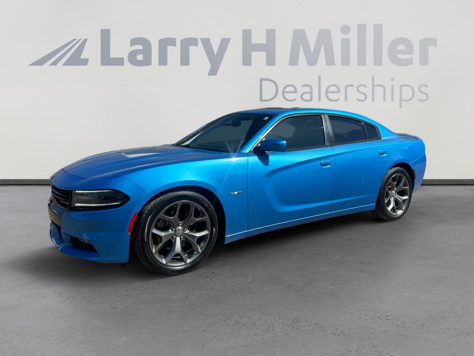 2015 Dodge Charger R/T's photo