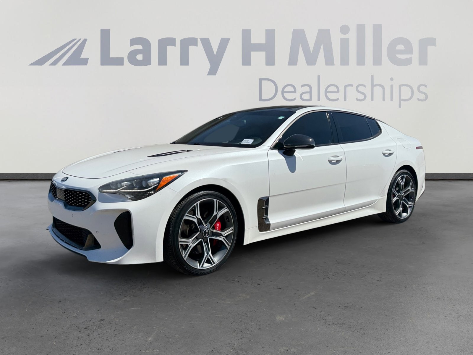 2018 Kia Stinger GT2 RWD photo