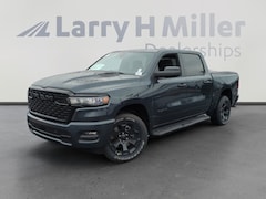 2026 Ram 1500 EXPRESS CREW CAB 4X4 5'7 BOX Pickup