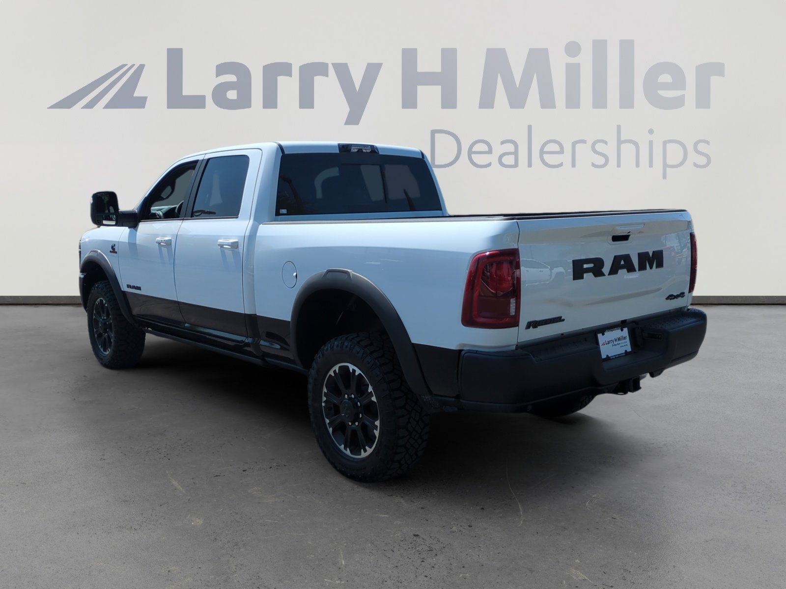 2025 Ram 2500 Power Wagon photo 3
