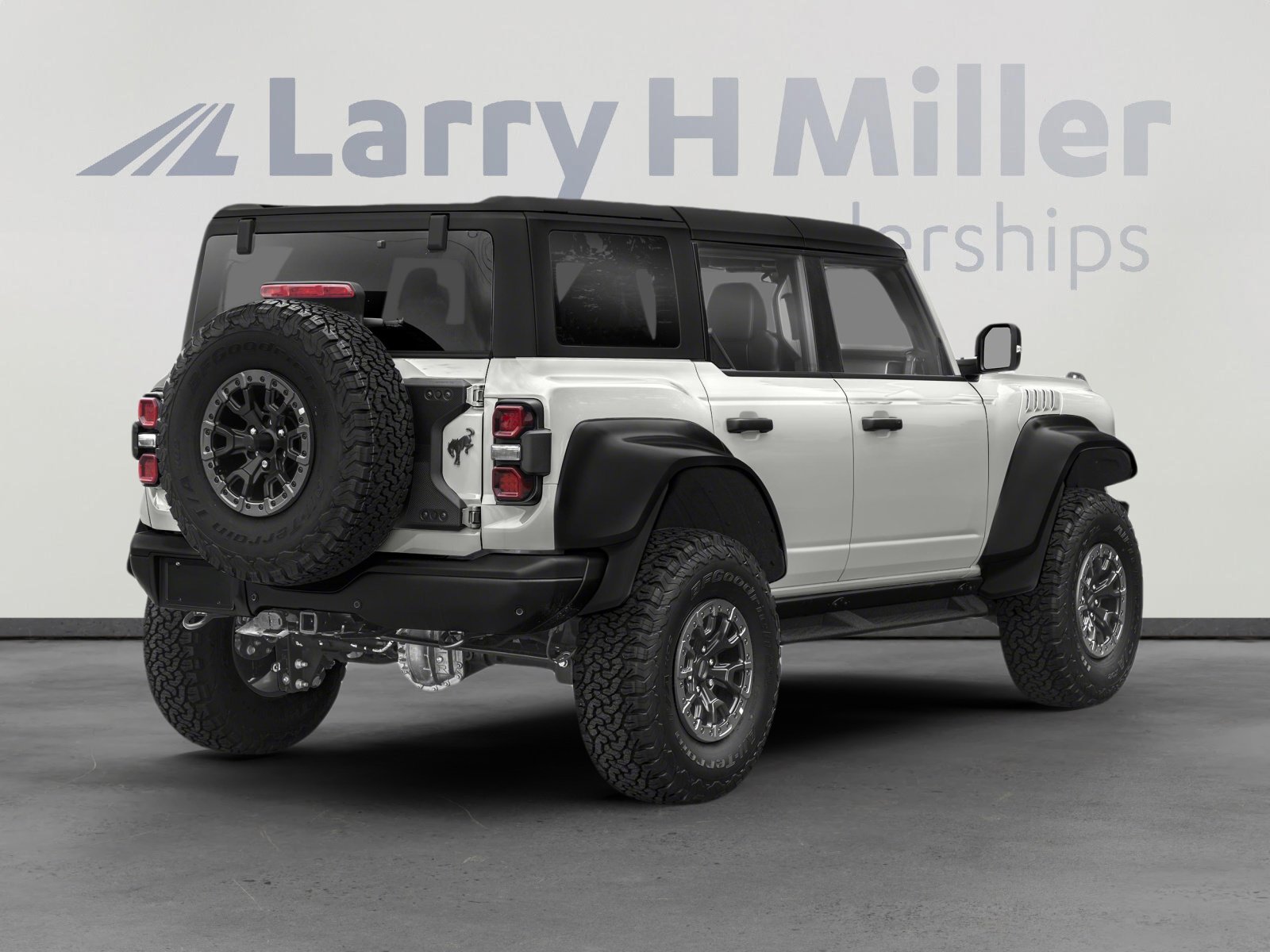 2023 Ford Bronco Raptor photo 2