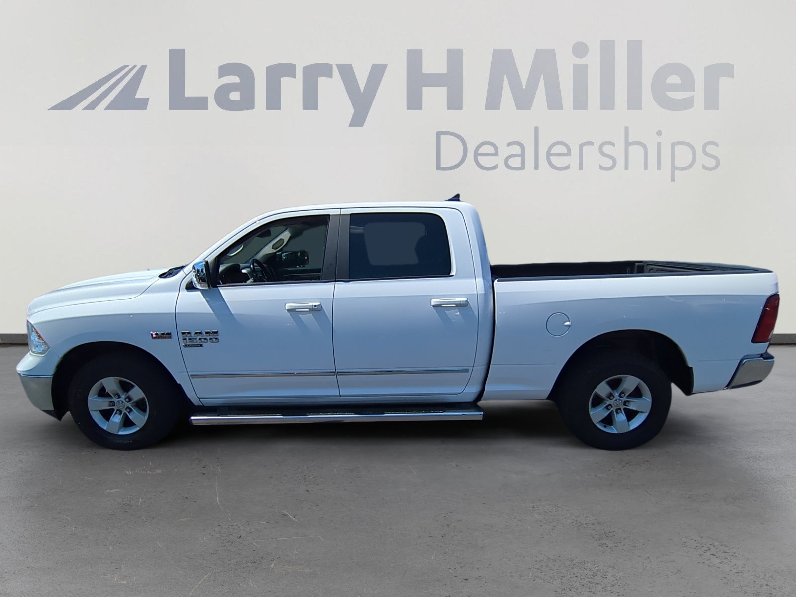 Certified 2020 RAM Ram 1500 Classic SLT with VIN 1C6RR6TT3LS134345 for sale in Avondale, AZ