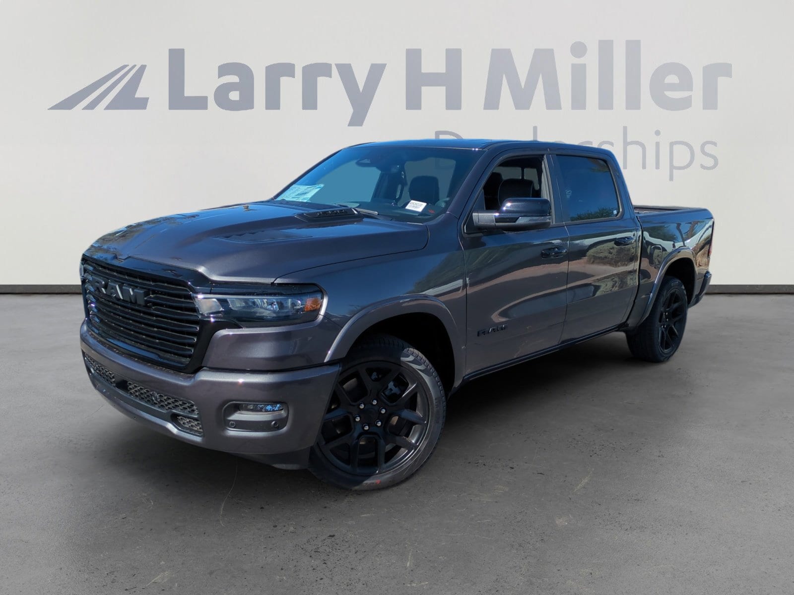 2026 RAM Ram 1500 Pickup Laramie's photo