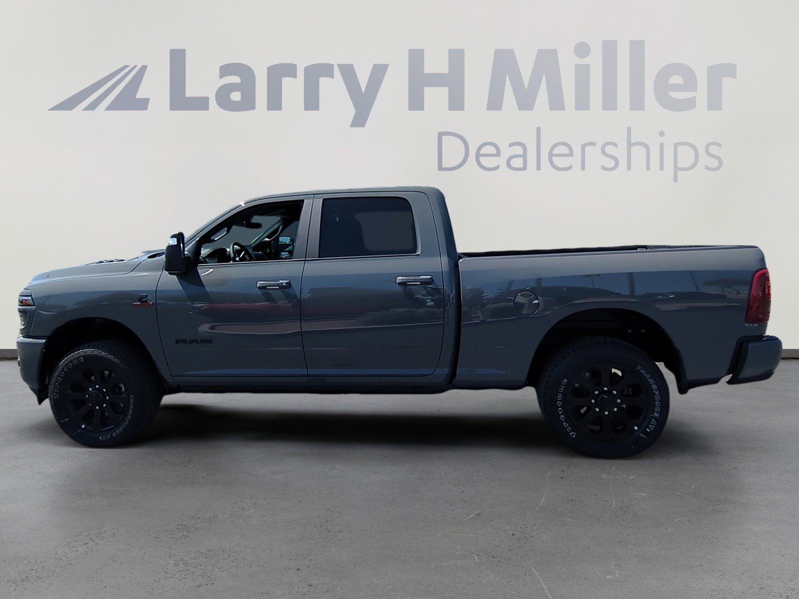 2026 Ram 2500 Laramie photo 2