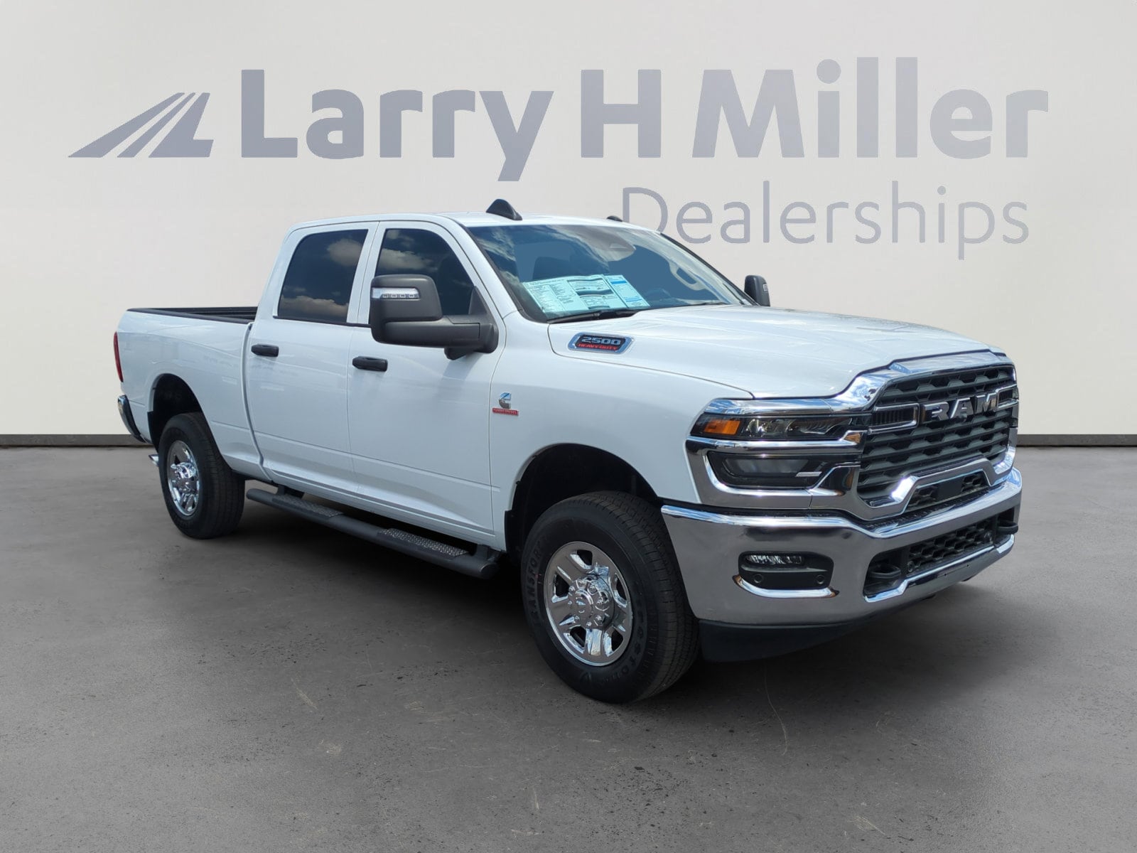 2025 RAM 2500 Tradesman - Photo 7