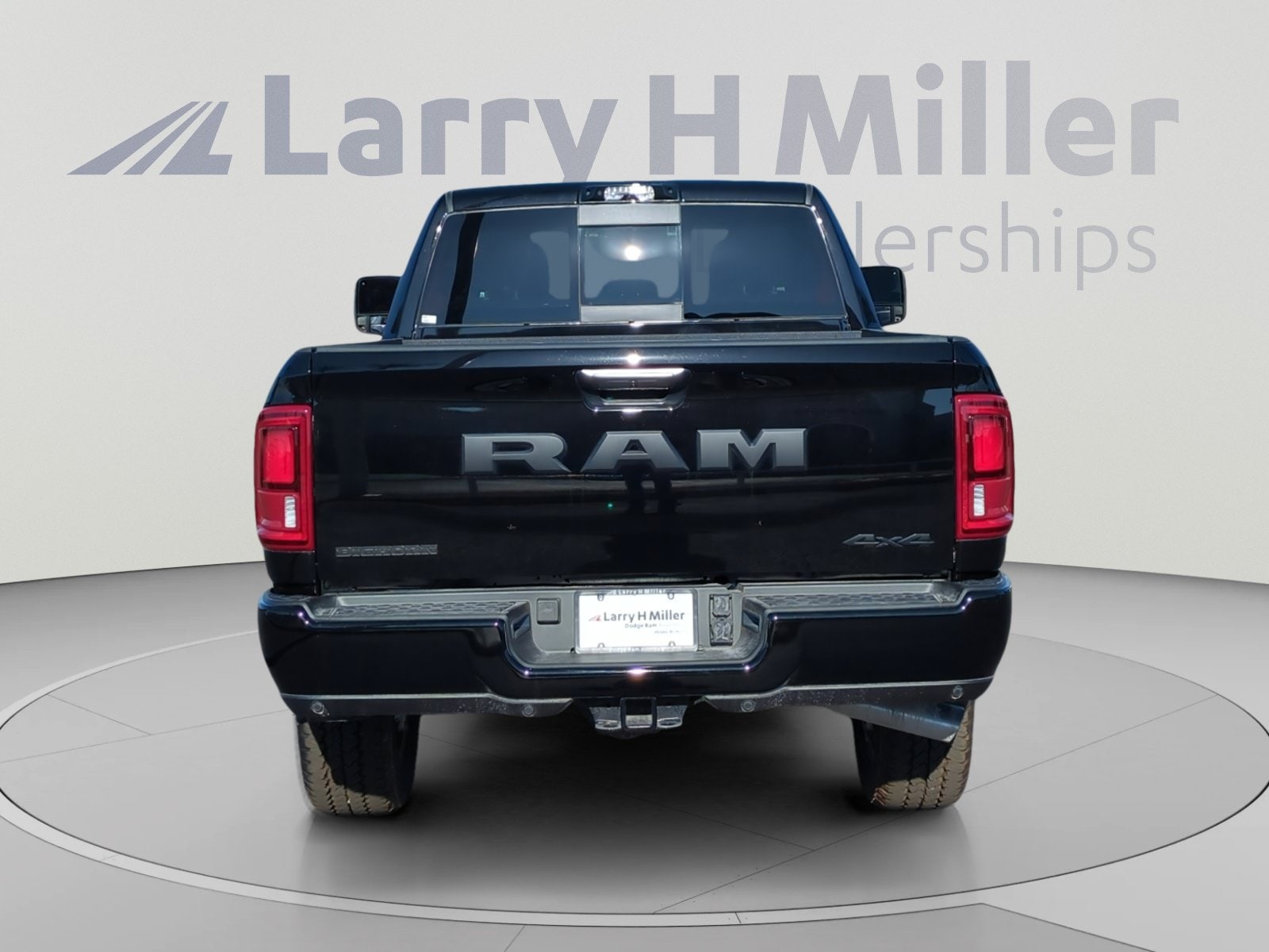2026 RAM 2500 Big Horn - Photo 4