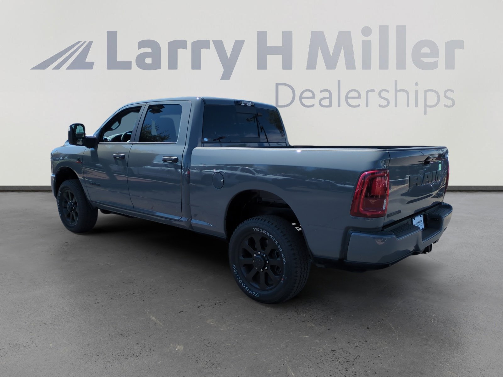 2026 Ram 2500 Big Horn photo 3