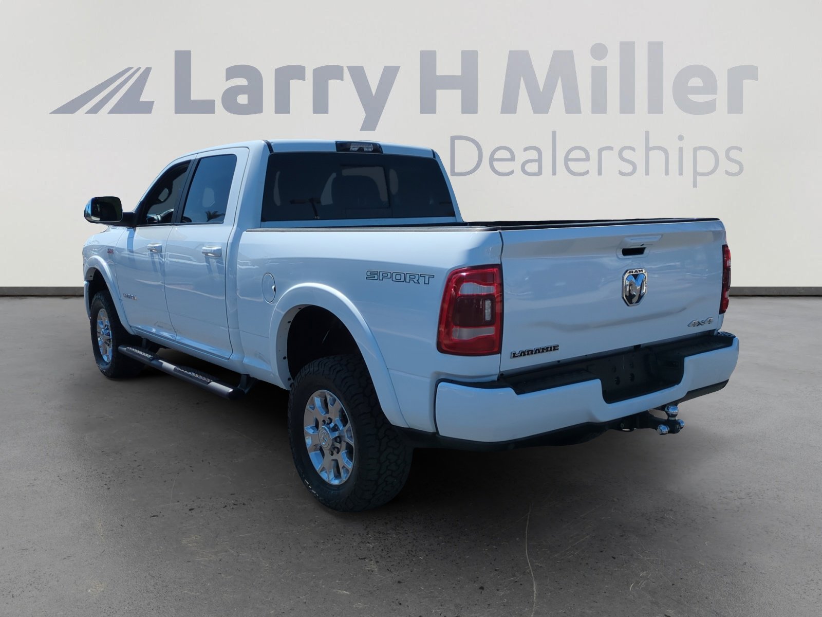 2022 Ram 2500 Laramie photo 3