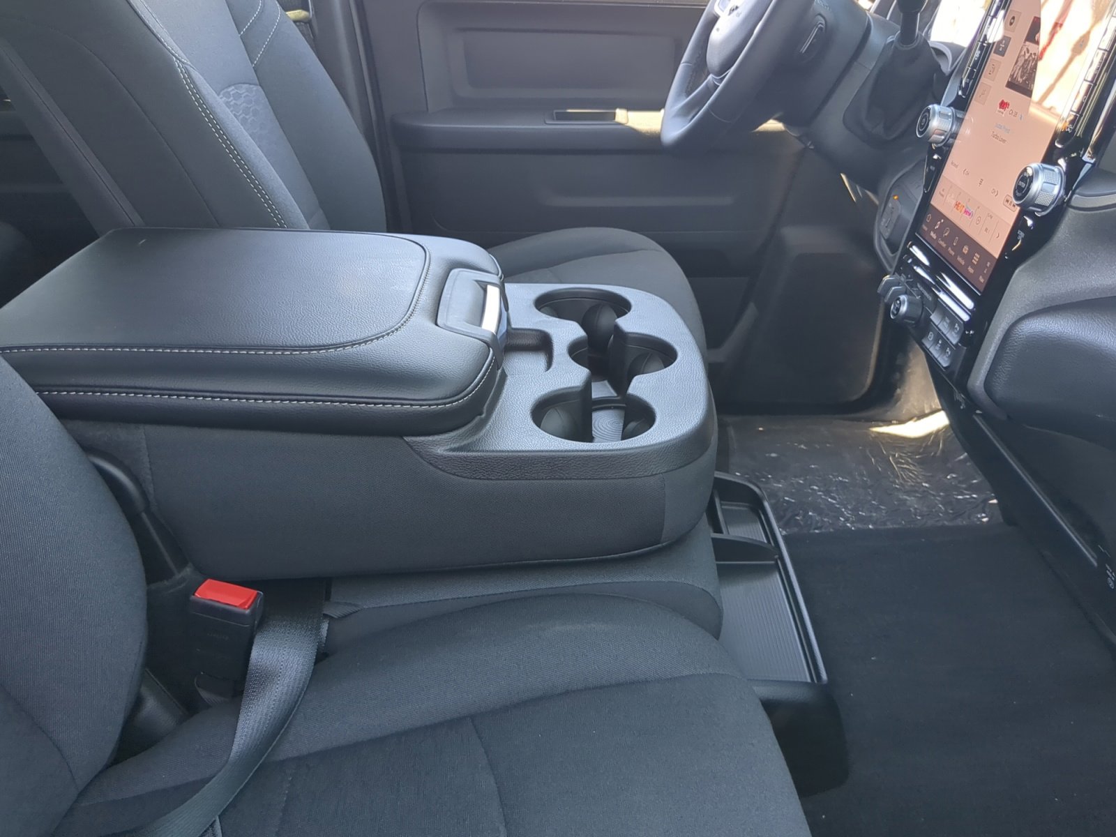 2025 RAM 2500 Tradesman - Photo 20