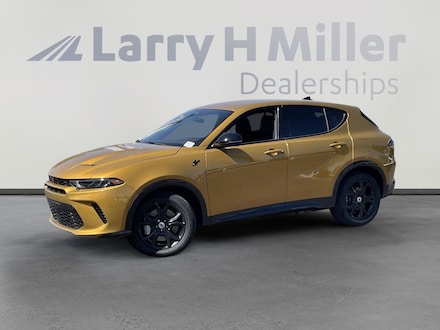 Featured New 2024 Dodge Hornet R/T EAWD SUV for sale near you in Avondale, AZ