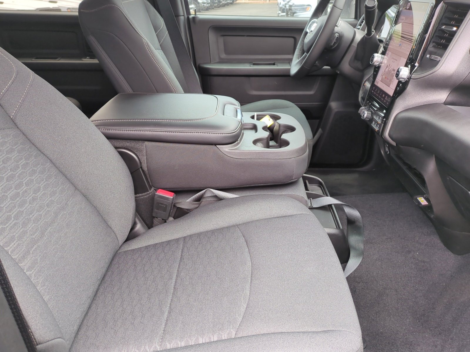 2025 RAM 2500 Tradesman - Photo 20