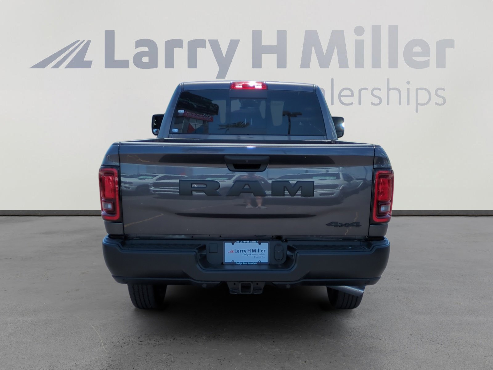 2025 Ram 2500 Tradesman photo 4