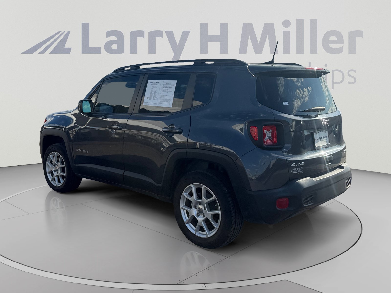 Used 2021 Jeep Renegade Latitude SUV