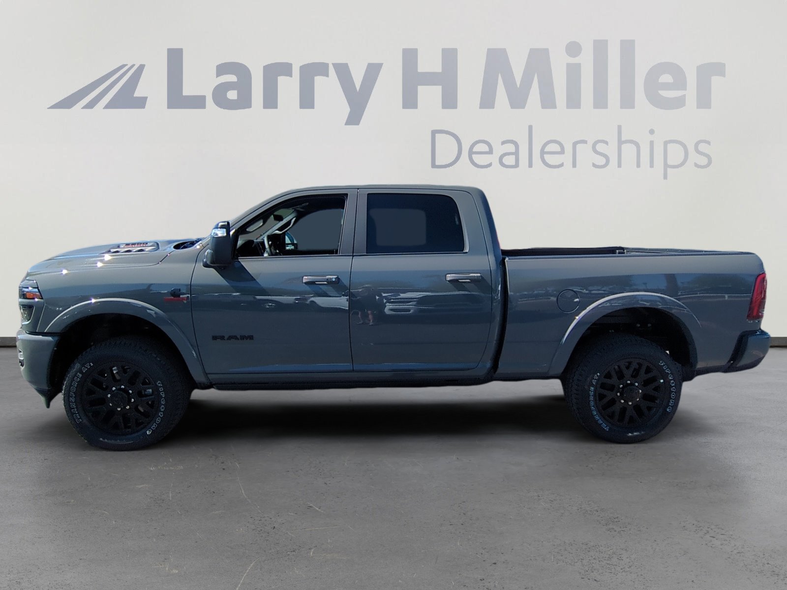 2026 Ram 2500 Limited photo 2