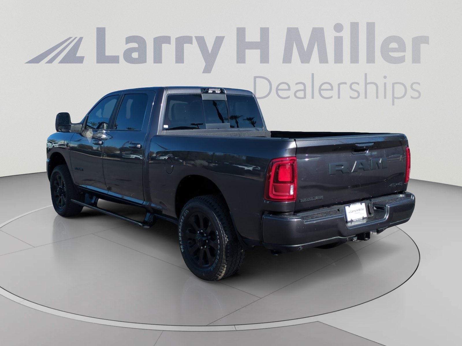 2026 RAM 2500 Laramie - Photo 3