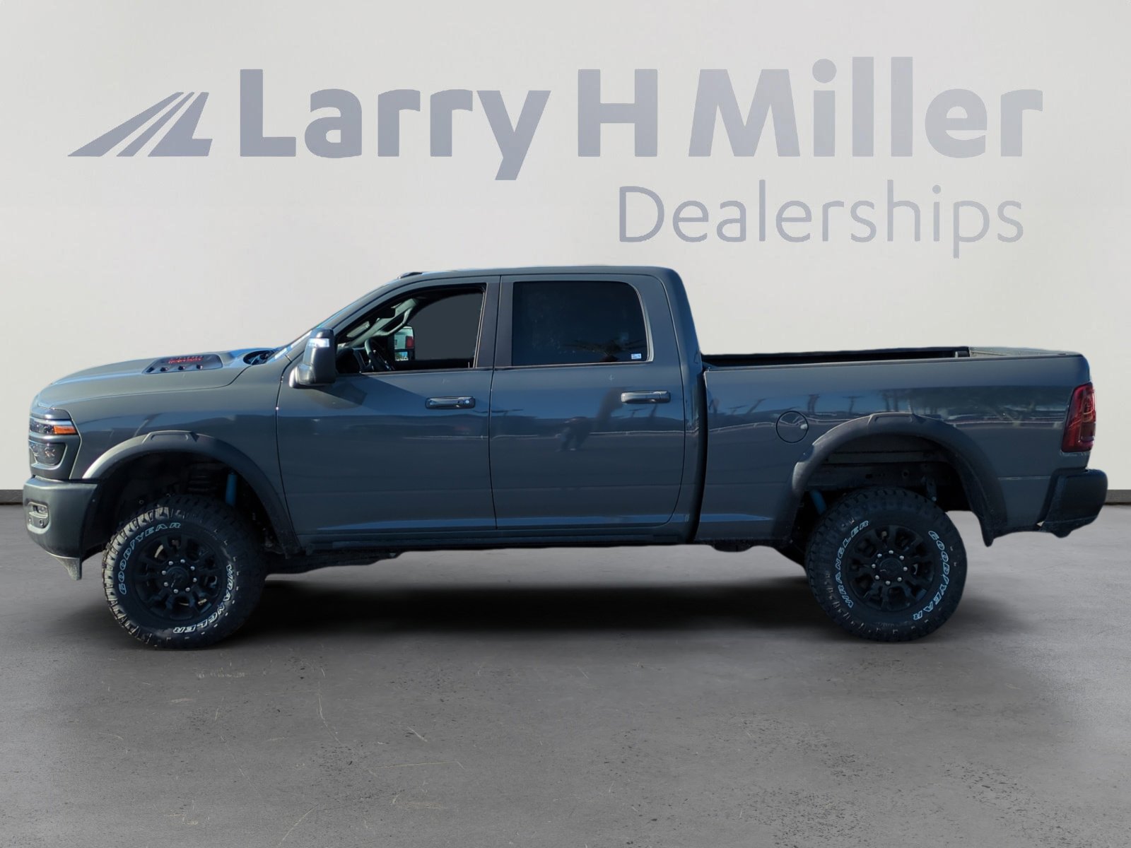 2026 Ram 2500 Power Wagon photo 2