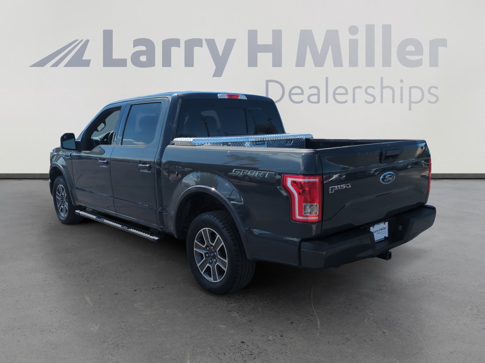 2017 Ford F-150 XLT photo 3