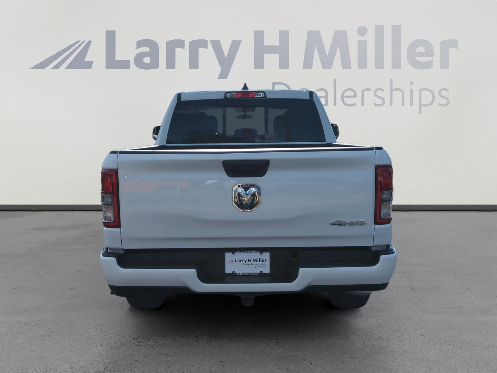 2023 Ram 1500 Tradesman photo 4