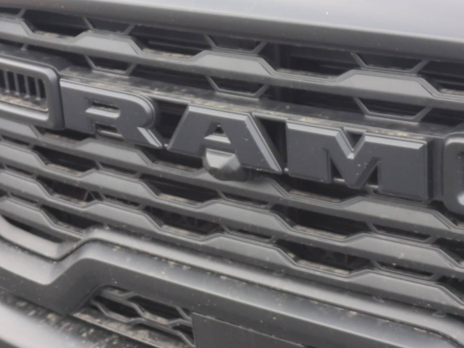 2025 RAM 2500 Tradesman - Photo 24