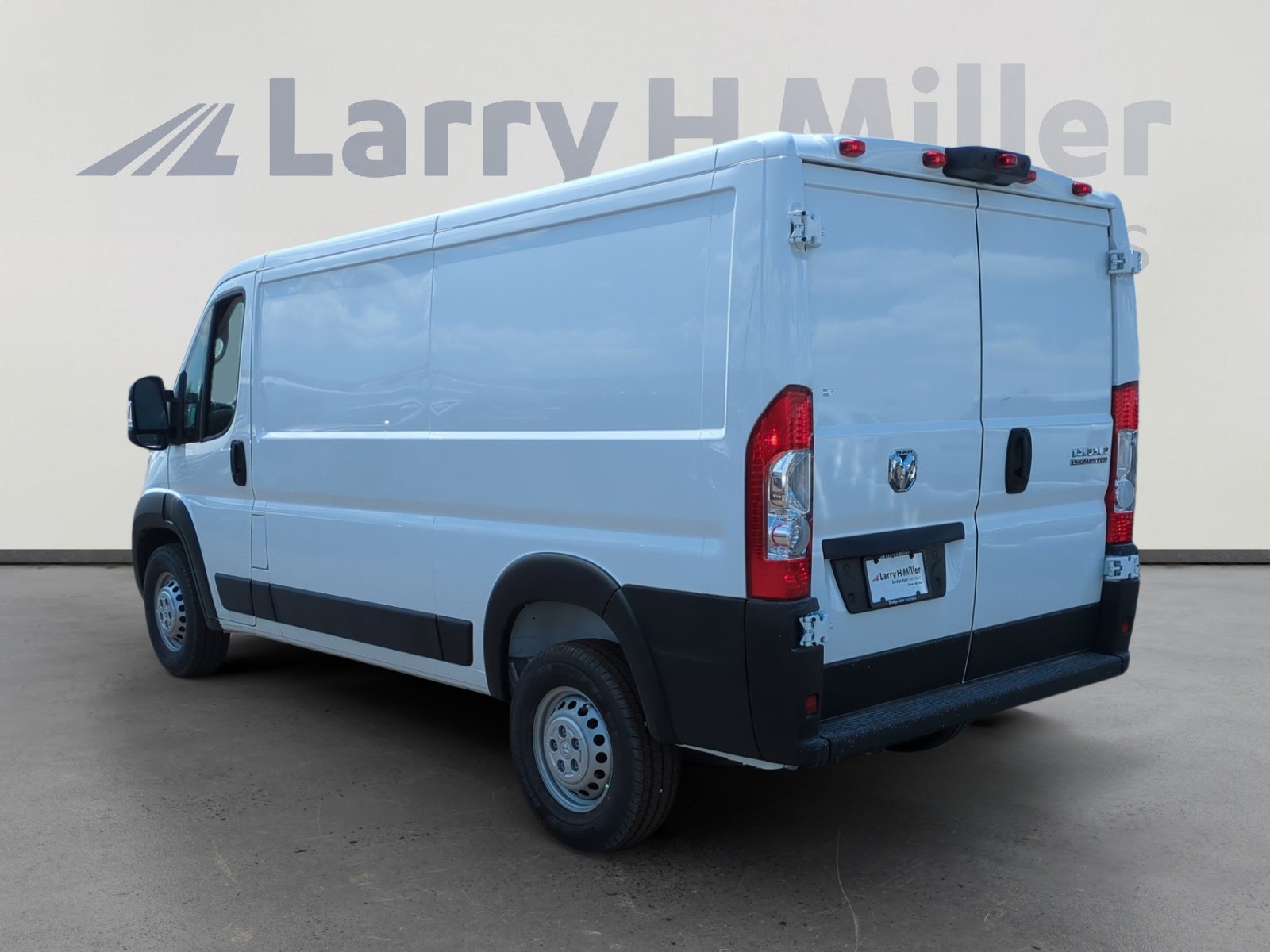 2025 Ram ProMaster 1500 photo 2