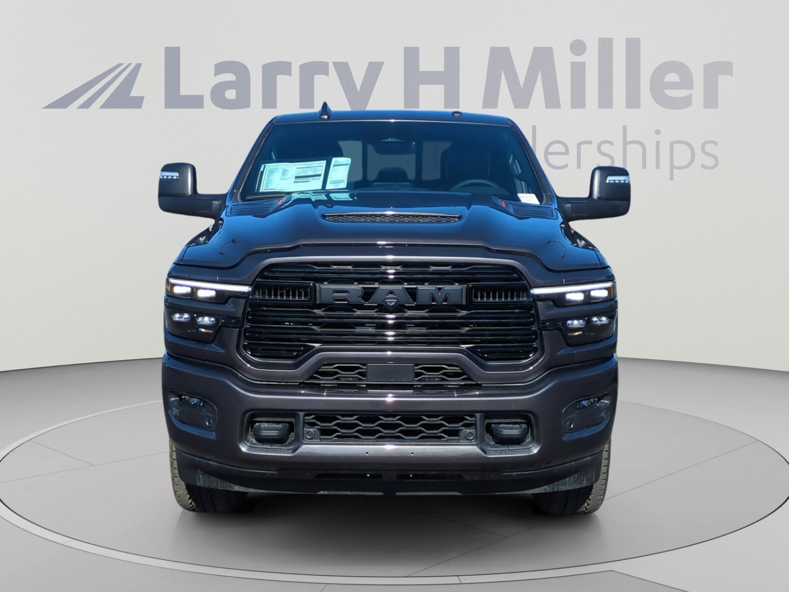 2026 RAM 2500 Laramie - Photo 8