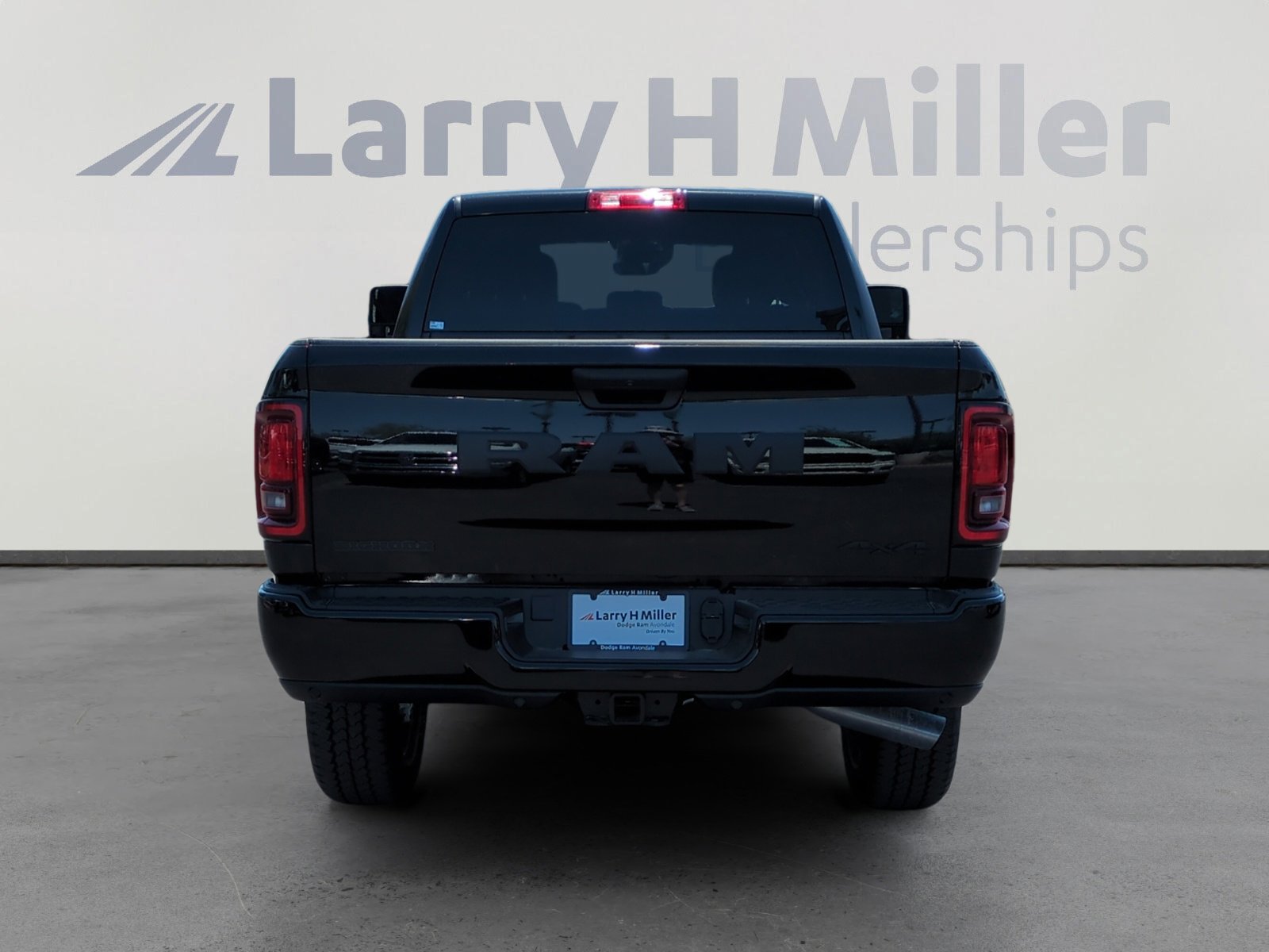 2025 Ram 2500 Big Horn photo 3