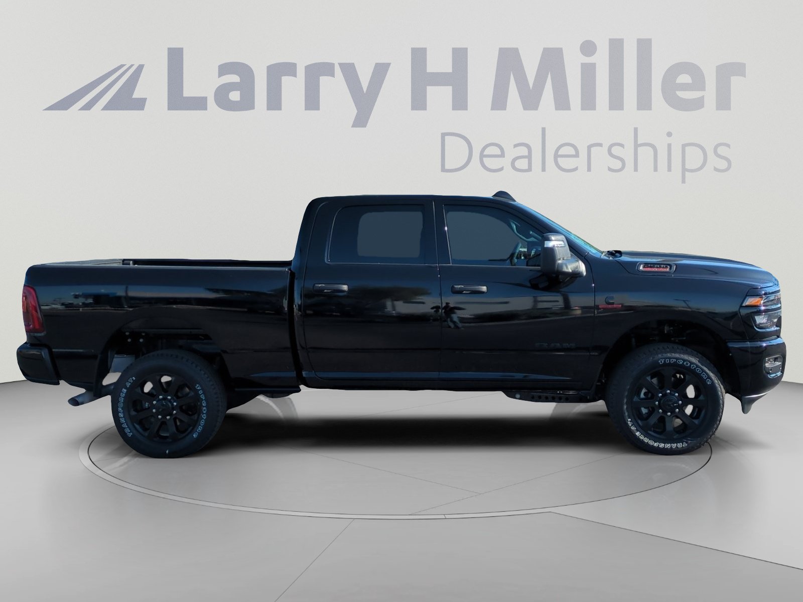 2026 RAM 2500 Big Horn - Photo 6