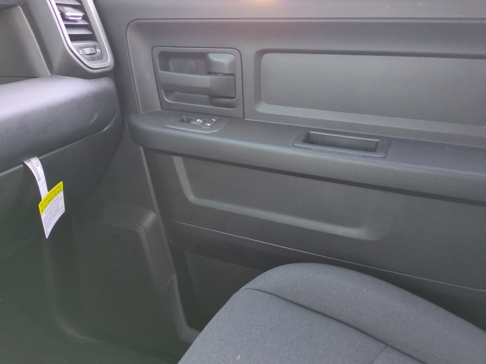 2025 RAM 2500 Tradesman - Photo 17