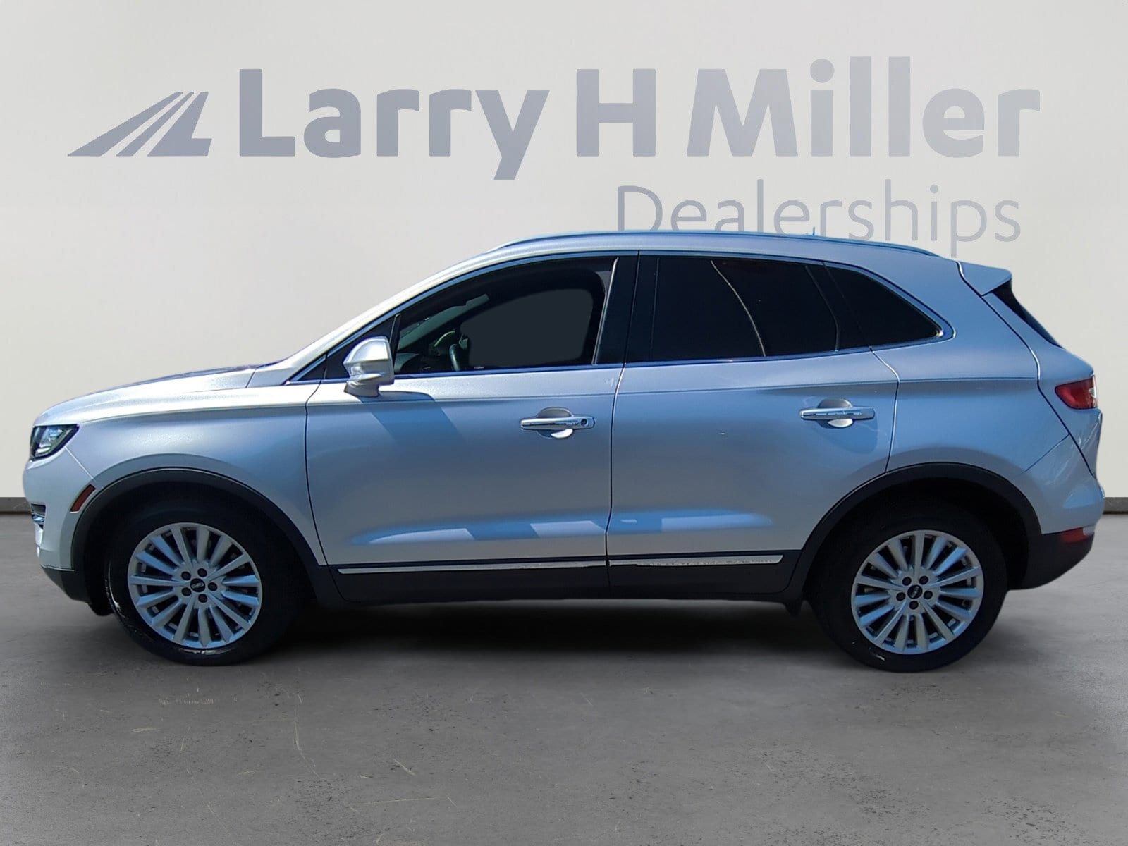 Certified 2019 Lincoln MKC Base with VIN 5LMCJ1C92KUL30270 for sale in Avondale, AZ