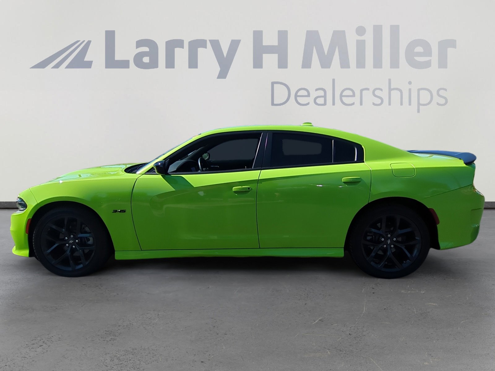 2023 Dodge Charger R/T photo 2