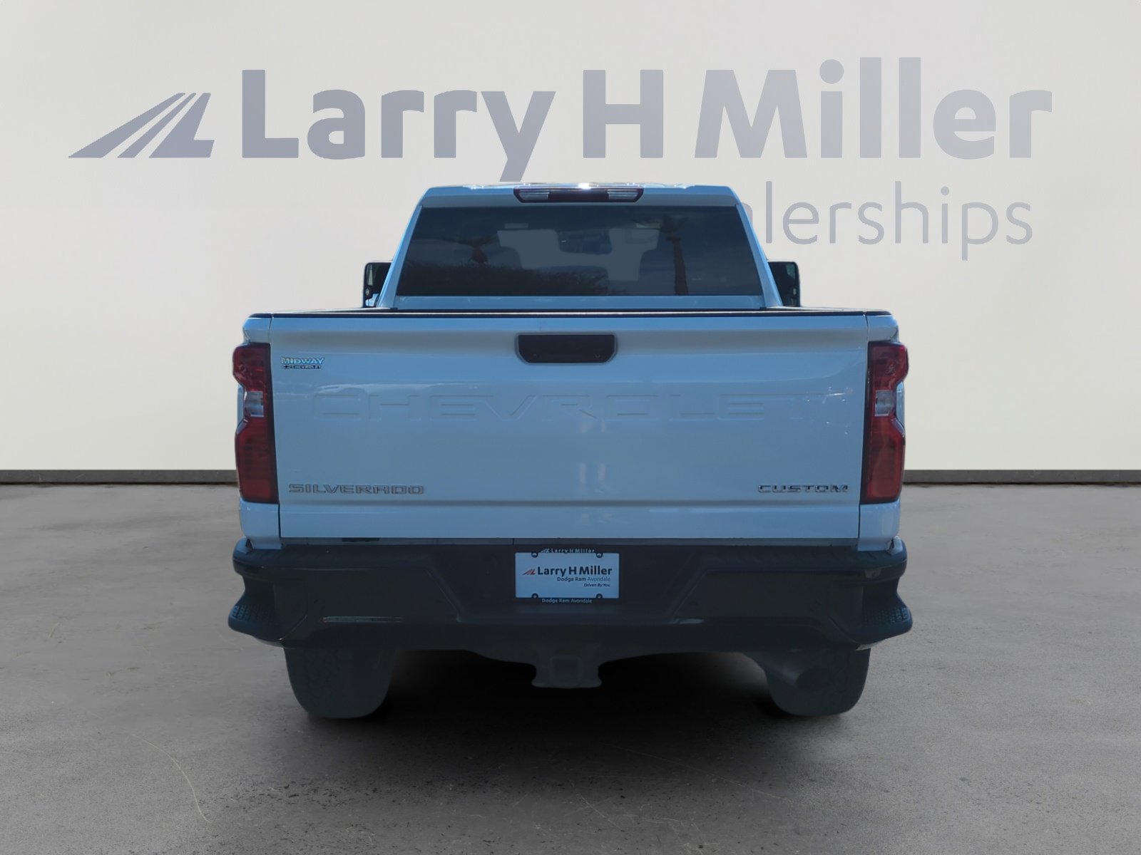 2024 Chevrolet Silverado 2500HD Custom photo 4